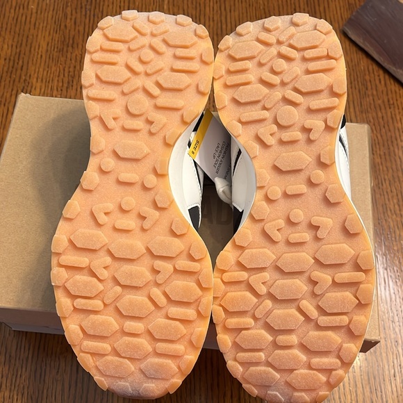 Black and White Steve Madden Sneakers - Picture 3 of 5